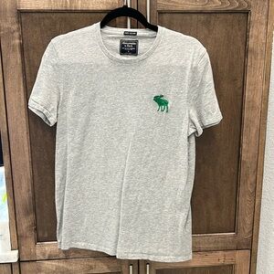 Men’s Abercrombie & Fitch Tee